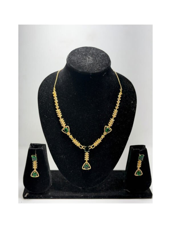 Elegant Gold-Tone Emerald Floral Necklace Set with Matching Earrings for Women & Girl Perfect for Any occasions and wedding gift